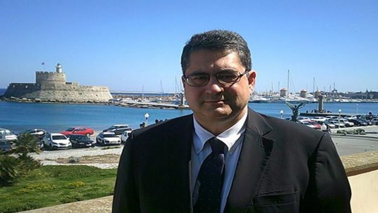 Μαίνεται ο “πόλεμος” στην Περιφέρεια Ν. Αιγαίου
