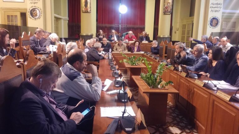 Λέσβος: “Σπάσιμο” δήμου – Καλλικράτης στο δημοτικό συμβούλιο