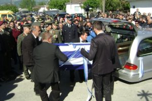 κηδεία 3