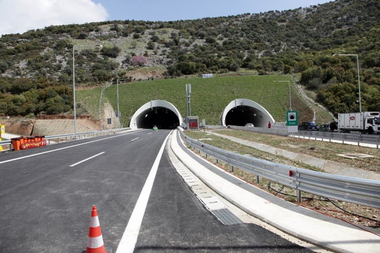 “Έργο με ισχυρό συμβολισμό οι σήραγγες των Τεμπών” (video)