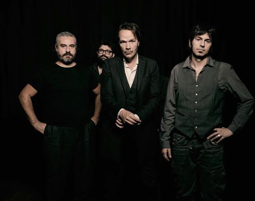 Οι Hugo Race and the Fatalists στο κλαμπ του Μύλου
