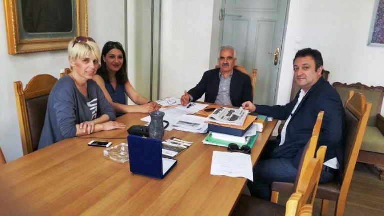 “Όχι στο άνοιγμα των καταστημάτων τις Κυριακές”