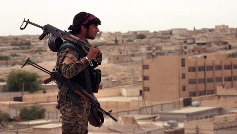 Ο συριακός στρατός κατέλαβε από την ISIS αεροπορική βάση στο Χαλέπι