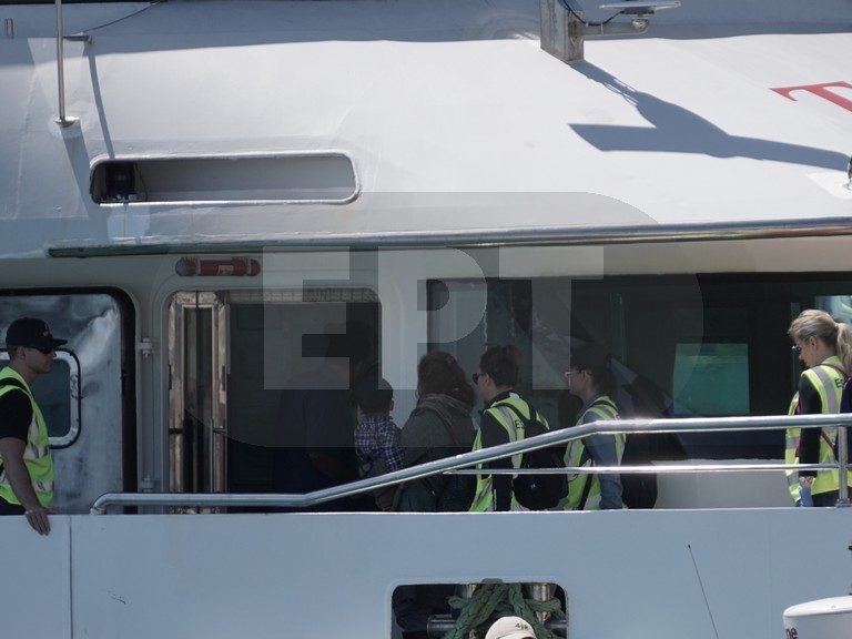 Λέσβος: Απέλασαν οικογένεια με δύο μικρά παιδιά