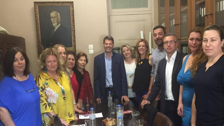 Συνεργασία για τα δικαιώματα των γυναικών