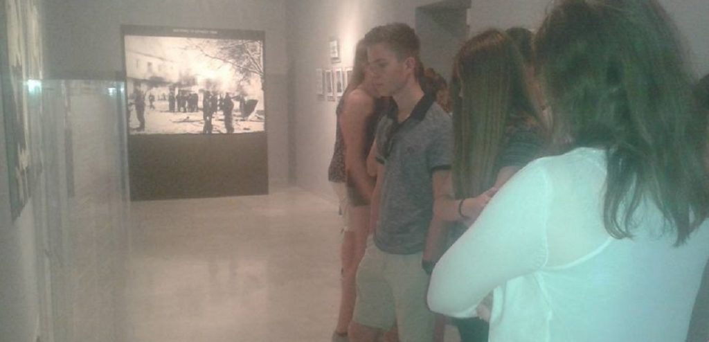 Γερμανοί μαθητές στο Μουσείο Θυμάτων Ναζισμού Διστόμου