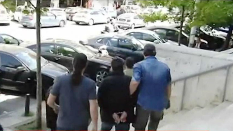Στη φυλακή ο γιατρός που κατηγορείται για δολοφονία