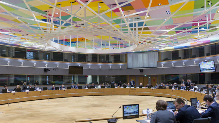 Eurogroup: Αποφασίζει για την εκταμίευση ή όχι του ενός δισ. ευρώ (video)