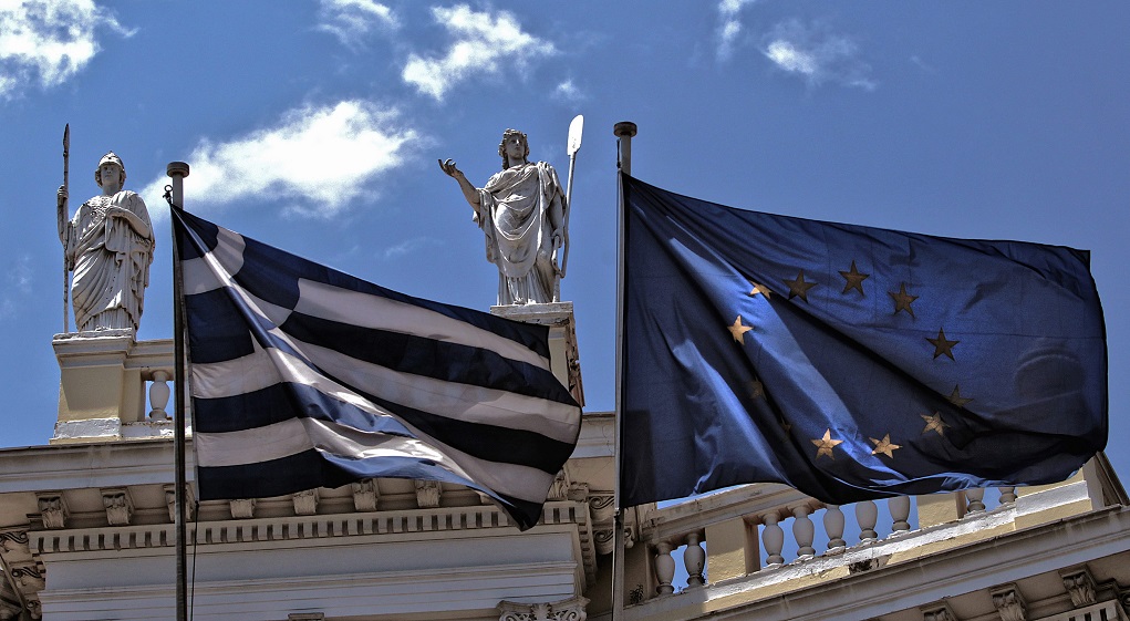 Εντείνει τις διπλωματικές κινήσεις η Αθήνα ενόψει της Συνόδου Κορυφής
