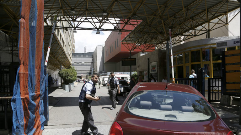 Τόσκας: Λάθη στον χειρισμό του δέματος- Εκτός ΜΕΘ ο Λ. Παπαδήμος (video)