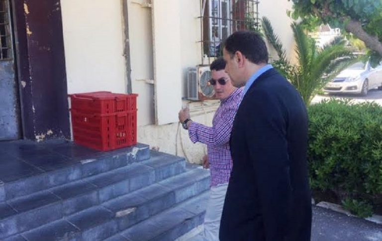 Είδε τα προβλήματα των φυλακών