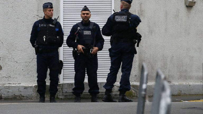Γαλλία: Δρακόντεια μέτρα ασφαλείας για την “αλλαγή φρουράς” στην προεδρία