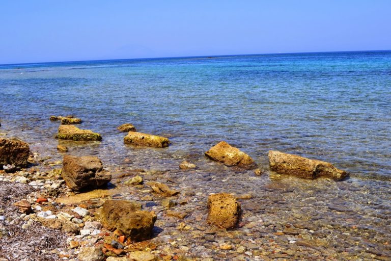 Περιήγηση – πεζοπορία στη μεσαιωνική πόλη Γλαρέντζα
