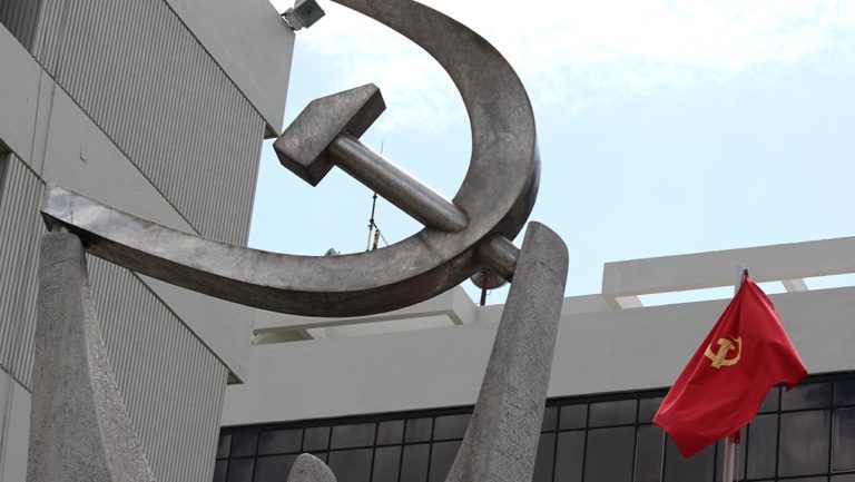 ΚΚΕ: Η νέα βάρβαρη επίθεση δεν αντισταθμίζεται με ψίχουλα