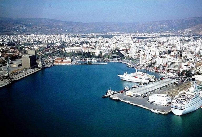 Απέπλευσε από το λιμάνι της Αλοννήσου το Flying Cat