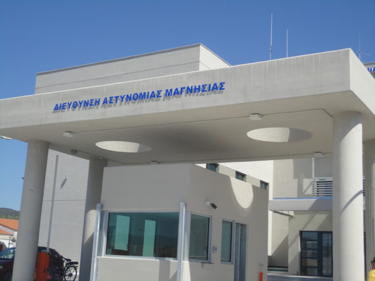 Εξιχνιάστηκαν δύο ληστείες που έγιναν στο Βόλο με δράστη 36χρονο Αλβανό