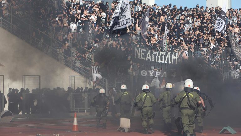 Θλιβερά επεισόδια πριν από τον τελικό ΠΑΟΚ-ΑΕΚ (video-photos)