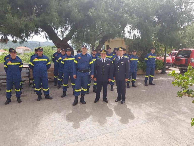 “Συνοδοιπόροι” του Πυροσβεστικού Σώματος οι εθελοντές πυροσβέστες της Πετρίνας