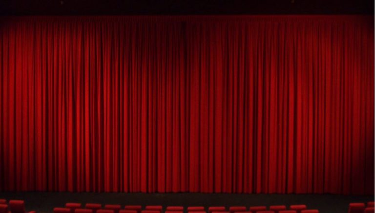 Κοζάνη: «Σέρλοκ Χολμς» στο Υπαίθριο Δημοτικό Θέατρο