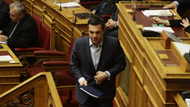 Oμιλία Τσίπρα στη Βουλή: Αναγκαία η συμφωνία για έξοδο από την κρίση
