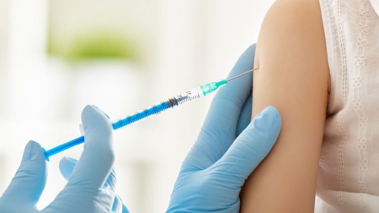 Υποχρεωτικός ο εμβολιασμός σε Γερμανία και Ιταλία