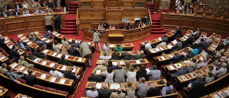 Στις Επιτροπές της Βουλής το πολυνομοσχέδιο με τα μέτρα και τα αντίμετρα (video)