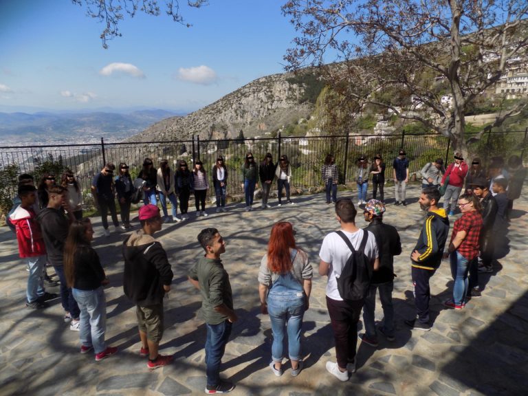 Μαθητές της Λάρισας στον Ξενώνα Ανήλικων Μακρινίτσας