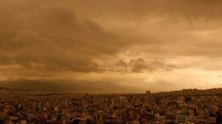 Καιρός: Ανεβαίνει ο υδράργυρος, έρχεται η αφρικανική σκόνη (video)