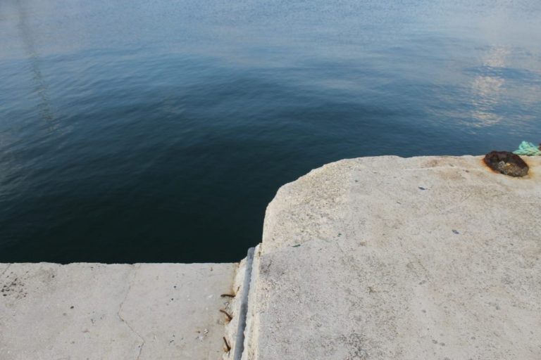 Αλεξανδρούπολη: Πτώμα γυναίκας ανασύρθηκε από το λιμάνι