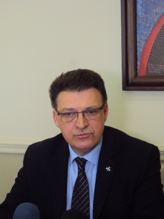 Δ. Πέτροβιτς: Ίσως και κλείσιμο της ΕΓΝΑΤΙΑΣ ως αντίδραση