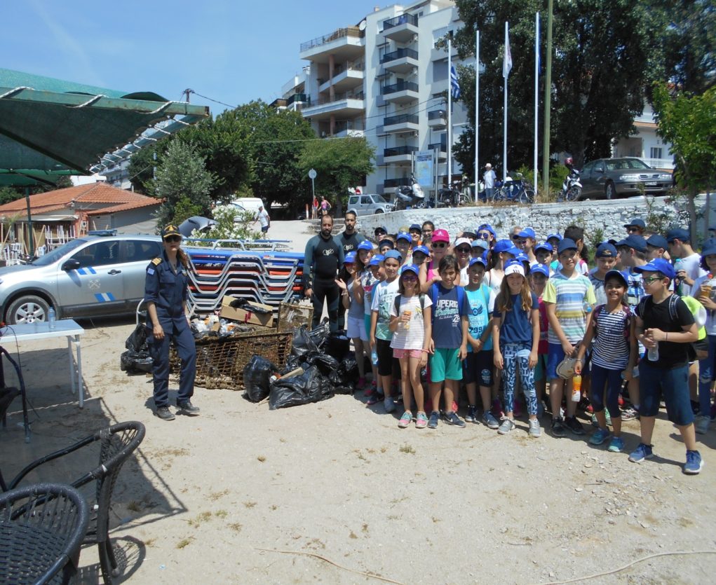 Βόλος: Καθάρισαν ακτή και βυθό στην παραλία του Αναύρου