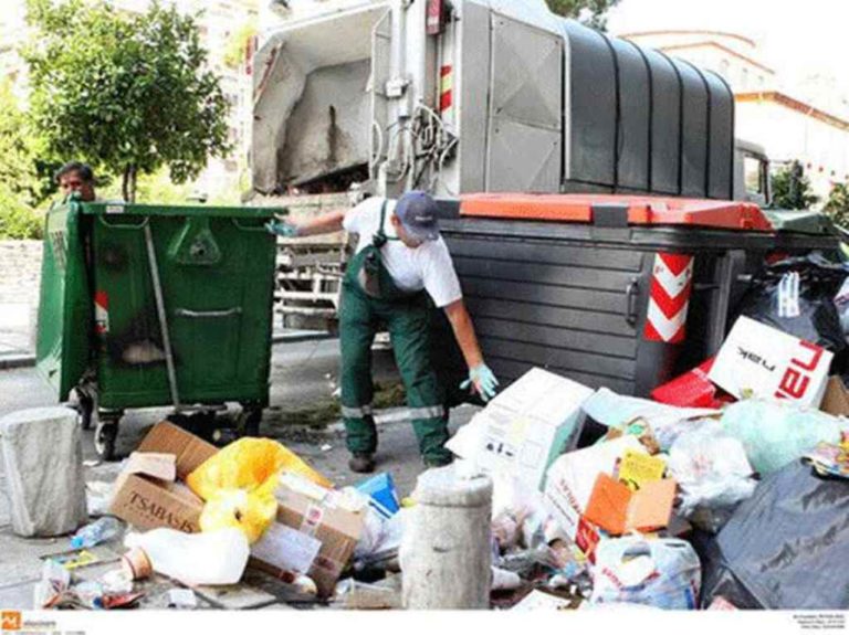 Γρεβενά: ΚΚΕ κατά δημάρχου για τα σκουπίδια