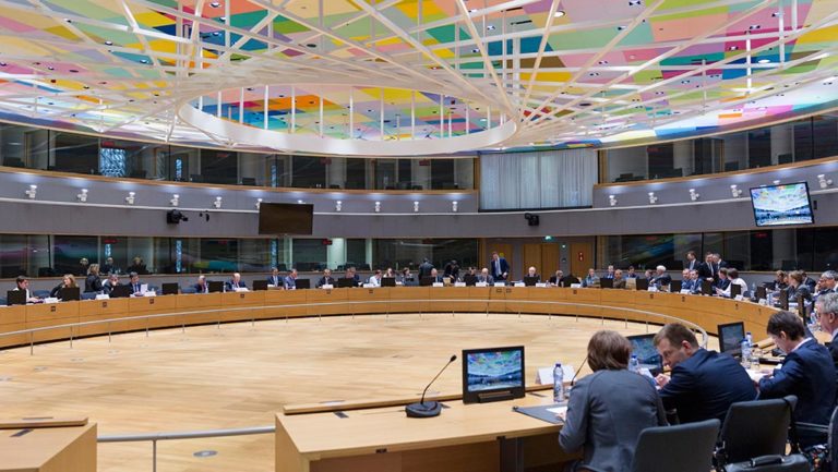 Ντάισελμπλουμ: Το 2018 οι αριθμοί για το χρέος – Σόιμπλε: Συμφωνία για εκταμίευση της δόσης (video)