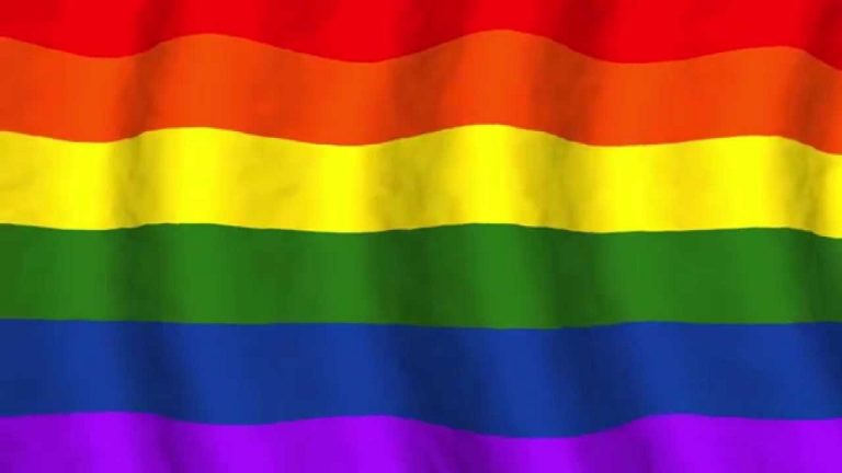 Μαλαισία: Πριμοδοτεί την “αποφυγή της ομοφυλοφιλίας”