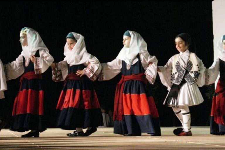 Ετήσια παράσταση παιδικών-εφηβικών χορευτικών ομάδων του Λυκείου Ελληνίδων Βόλου