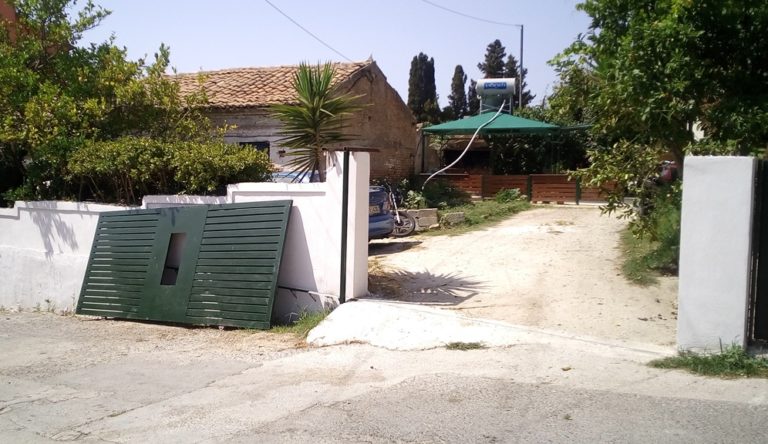 Κέρκυρα: Γκαραζόπορτα πλάκωσε 6χρονη