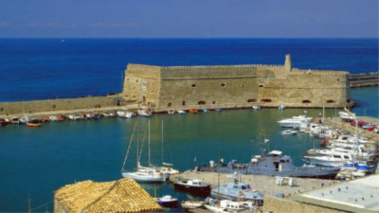 Ανθρώπινο οστό βρέθηκε στο λιμάνι του Ηρακλείου