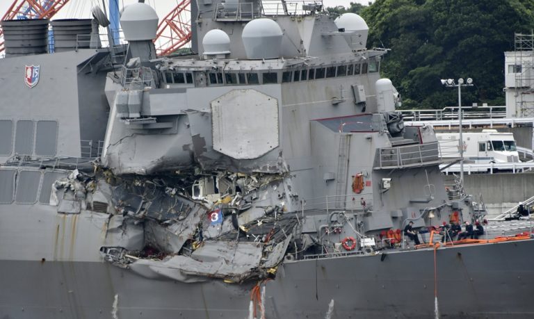 Nεκροί βρέθηκαν οι επτά ναύτες του USS Fitzgerald