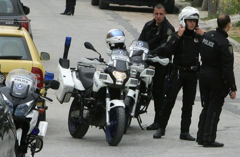 Δύο αστυνομικοί τραυματίες κατά τη διάρκεια καταδίωξης στην Ημαθία