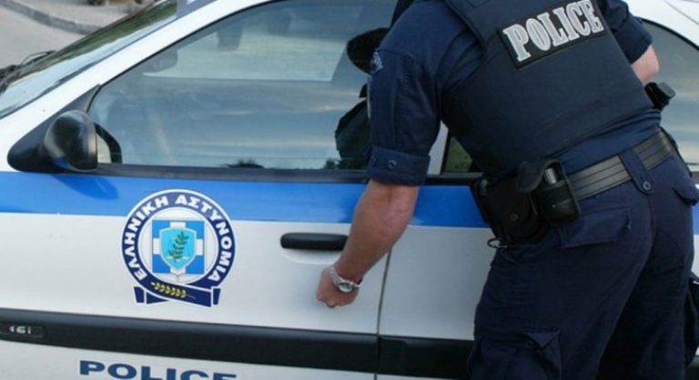 Καστοριά: Σύλληψη τριών ατόμων για παράνομη μεταφορά αλλοδαπού
