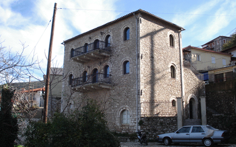 Στο «σφυρί» το πρώην Ειρηνοδικείο Ανδρίτσαινας