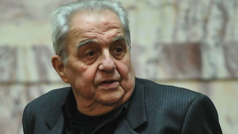 Στο νοσοκομείο ο Αλέκος Φλαμπουράρης