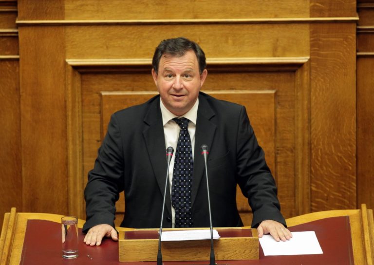 Β. Γιόγακας: “Να δοθεί η δυνατότητα στους Δήμους να διαχειρίζονται μόνοι τους την αποκομιδή” (audio)