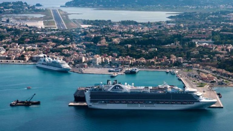 Κέρκυρα: Στάση αναμονής από τους ιδιοκτήτες τουριστικών λεωφορείων