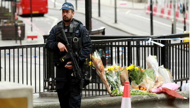 Σοκ από τις νέες επιθέσεις στο Λονδίνο – Συγκλονιστικές μαρτυρίες (video)