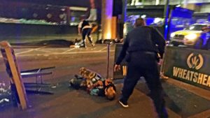 Σοκ από τις νέες επιθέσεις στο Λονδίνο – Συγκλονιστικές μαρτυρίες (video)