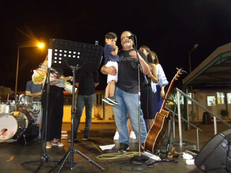 Συγκινητική βραδιά στο 1ο Λύκειο Πύργου για τη συνταξιοδότηση του Ν. Μάστορα