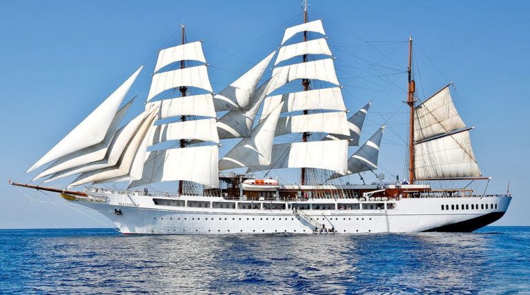 Βόλος: Στο λιμάνι το ιστιοφόρο Sea Cloud II