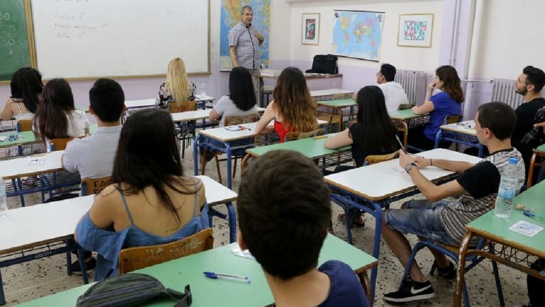 Πάνω από 10.000 οι αιτήσεις για την πλήρωση θέσεων διευθυντών σχολείων