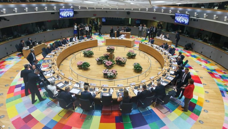 Οικονομία, μετανάστευση, ψηφιακή ατζέντα στη Σύνοδο Κορυφής ΕΕ (video)